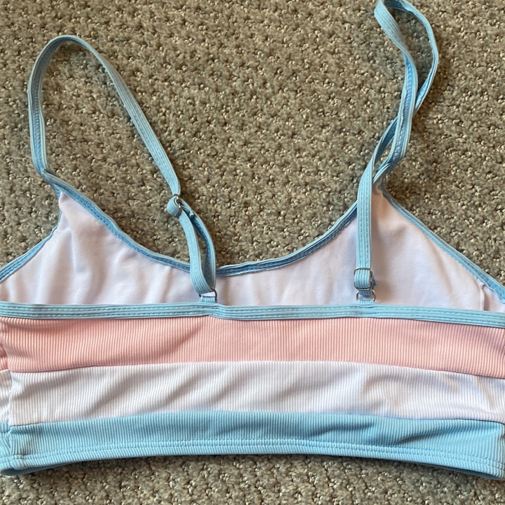 Shein Bikini Set - Picture 3 of 4
